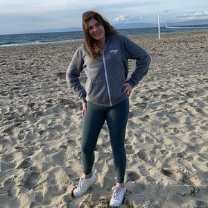 Meet your Posher, Vivian